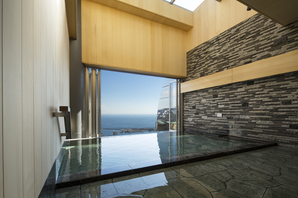 星野リゾートで体感する、心身リフレッシュの自由旅