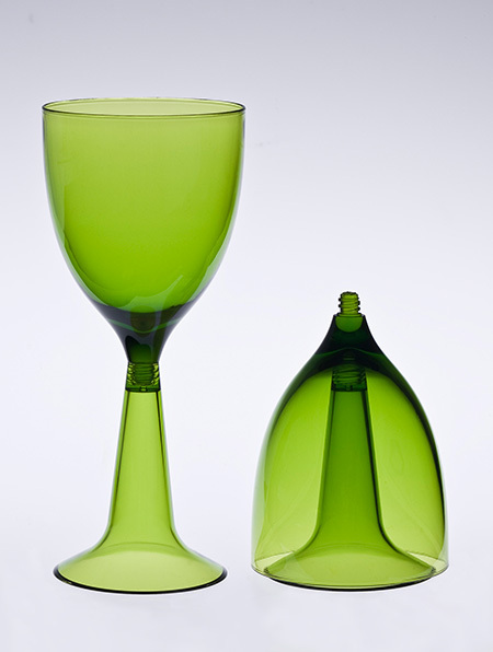 アウトドアでもOK！　割れない「ワイングラス」でパーティーを満喫