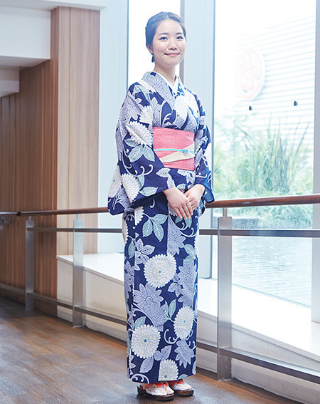 着物風に着こなしたい、大人女子のゆかた術