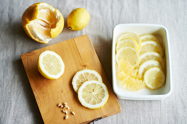 ビタミンCをこまめに摂取！　アレンジ豊富な「レモンのハチミツ漬け」