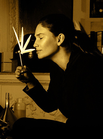 イソップ「タシット」は都会的で魅惑的な香り… ナチュラルな香水は男性にも