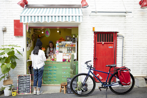 神戸を自転車で巡る、美味しい＆ヘルシーな旅へ