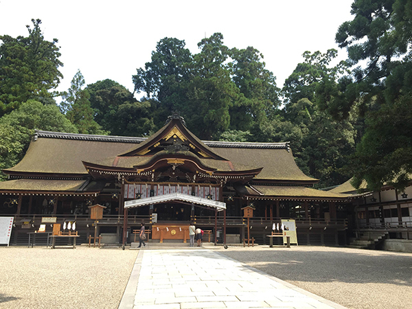 エネルギーをチャージ！ 1泊2日で行く、由緒ある神社巡り