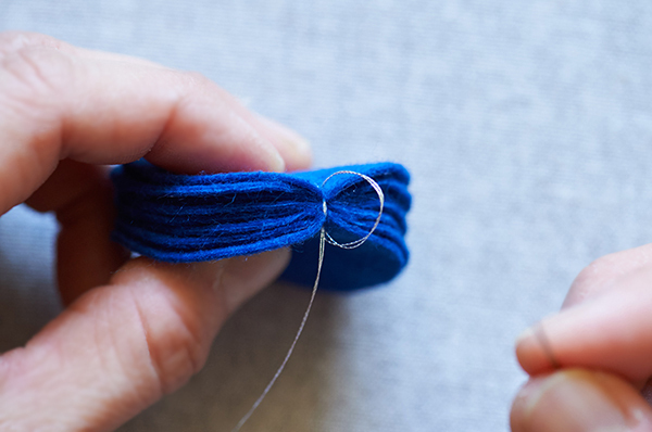 インテリアにも温もりを。ふわモコ感が愛らしい、簡単フェルトオーナメント