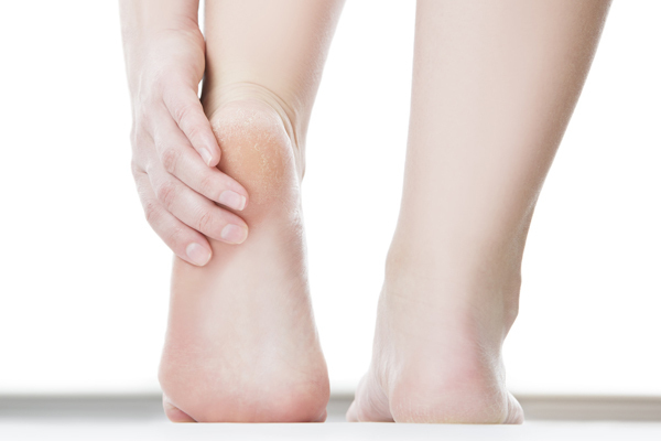 目からウロコ！　ブーツを快適に履くために、覚えておきたい冬のフットケア