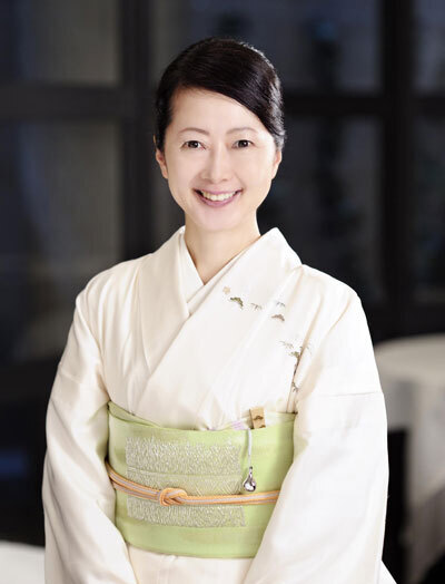 ギフトコンシェルジュ 裏地桂子さん　キレイの源は「ごきげん力」にあり！ 【前編】