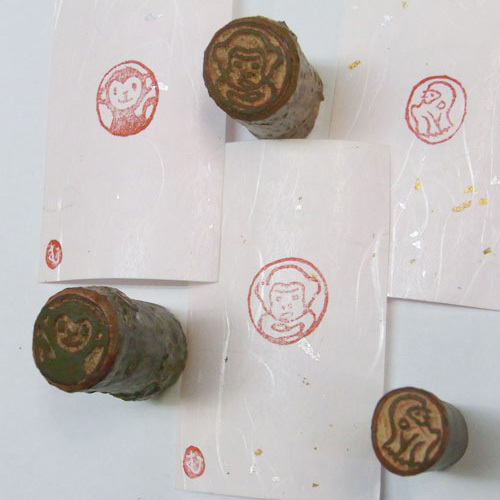 道具でありワタシでもある、世界にひとつの「小枝判子」はいかが？