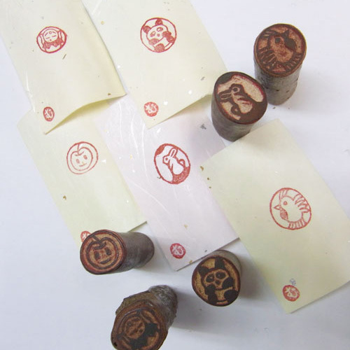 道具でありワタシでもある、世界にひとつの「小枝判子」はいかが？