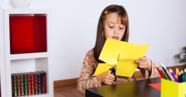 「巧緻性」の意味って？　簡単にトレーニングできる方法とおもちゃ教えます