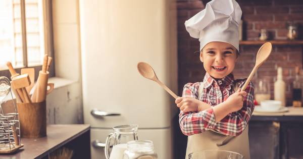 子どもに「作文レシピ」を与えよう――“花マル”な作文が書ける「誘導文付きテンプレート」