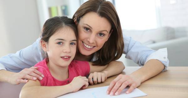 子どもに「作文レシピ」を与えよう――“花マル”な作文が書ける「誘導文付きテンプレート」