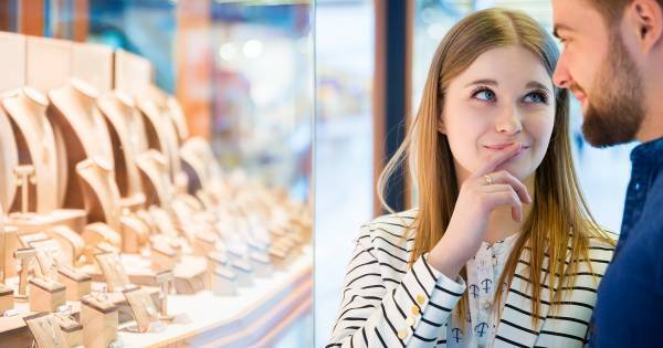 「おきまりのセリフ」をマスターすれば英会話は楽になる。シーン別「お願い！」の英語フレーズまとめ