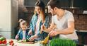 五感が鍛えられるだけじゃない！　集中力や思考力も高まるメリットだらけの「親子料理」