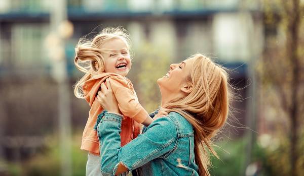 “話が聞けない子” になる前に――学力につながる「聞く力」を伸ばす4つの方法