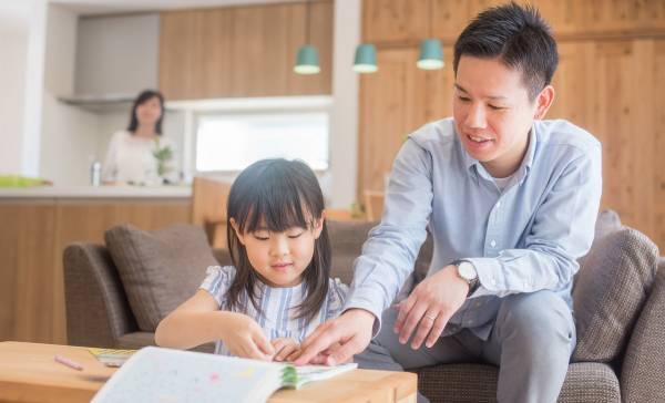 あと伸びにつながる「学習習慣」――自ら机に向かう子の親がしている5つのこと