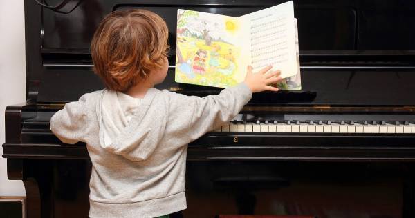 東大生の2人に1人が経験者。「ピアノが脳にいい！」はやっぱり本当だった！