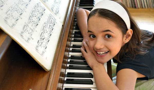 東大生の2人に1人が経験者。「ピアノが脳にいい！」はやっぱり本当だった！