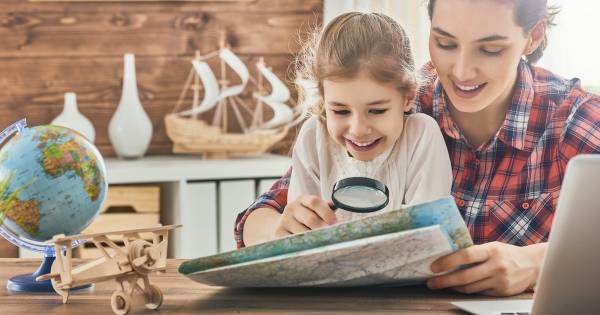 賢い子の家に必ず「辞書」「地球儀」「地図」「図鑑」がある理由【7つの効果的な活用方法】