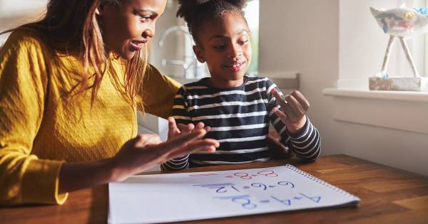 イギリスの小学校の宿題にも登場！　ネイティブの子どもが「英語の読み書き」を学ぶオンライン教材の魅力