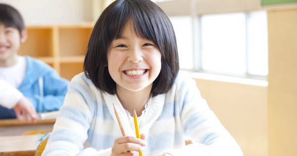 親の心配は子どもの負担になる。新学期に大切な「聞く」より「聴く」の実践法