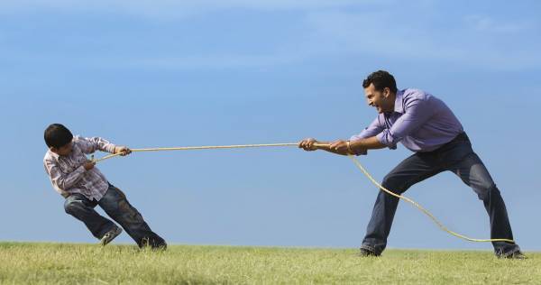 褒めればいいってわけじゃない？　子どもの自己肯定感を下げる親の「NGワード」
