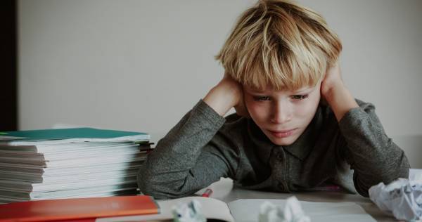 「質の良い眠り」が脳を育てる。子どもの発達に規則的な睡眠が必要なワケ