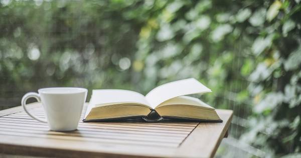 言葉を次々調べたくなるマル秘アイテム。どんどん辞書を引いて、国語辞典を使いこなそう