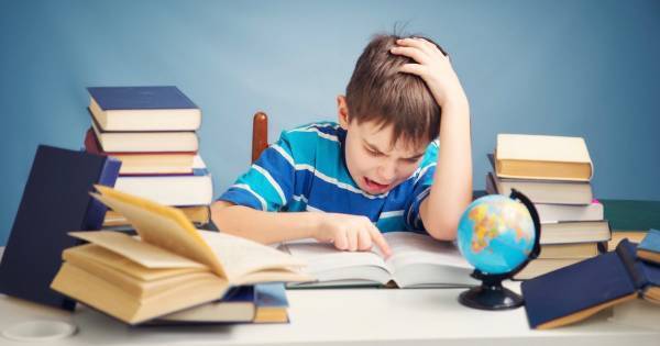 詰め込み学習の時代は終わり！　今、「教えない教育」をすべきワケ