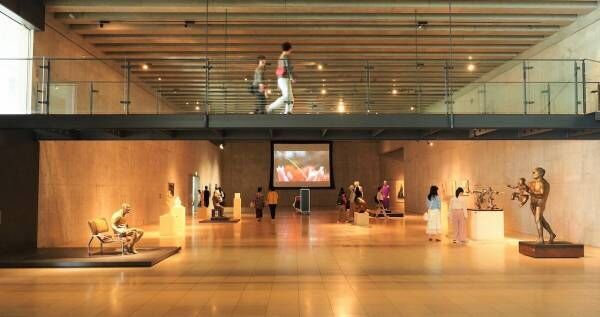 五感が解放される 緑豊かな クレマチスの丘 は 子どもと美術が出会う場所 19年6月15日 ウーマンエキサイト 1 3 五感が解放される 緑豊かな クレマチスの丘 は 子どもと美術が出会う場所 19年6月15日 ウーマンエキサイト 1 3