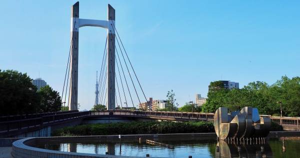 アートと子どもの距離が近い！　生まれ変わった「東京都現代美術館」で遊ぼう