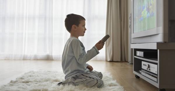 テレビ、ゲーム、インターネット。メディアとの付き合い方と、身につけたい能力「トランスリテラシー」