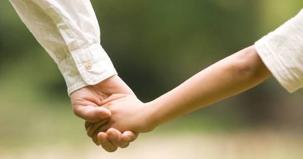 劣等感を自尊心に！　寝る前に親子で実践、「レジリエンス」の簡単トレーニング法