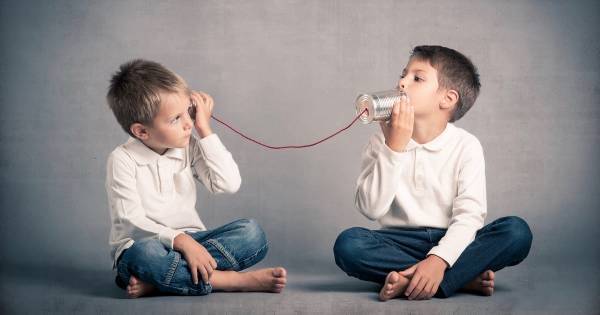 「コミュ力の高い子」＝「おしゃべり上手な子」ではない。これから絶対必須の能力の身につけ方