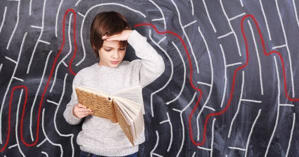 「迷路」で脳がぐんぐん育つ！　オススメの年齢別・迷路絵本教えます