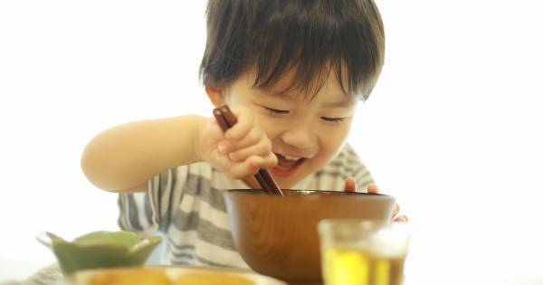 “タンパク質不足”に要注意。子どもの頭をよくしてくれる、実は身近な「ブレインフード」