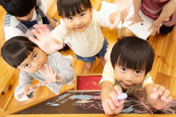 非認知能力は育っているか？　子どもが「目をキラキラさせる世界」があれば安心です