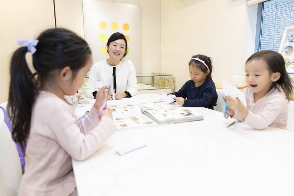 自己肯定感はアートで高める！ 「自ら考え、かたちにする」を繰り返し、自信を持てるようになる