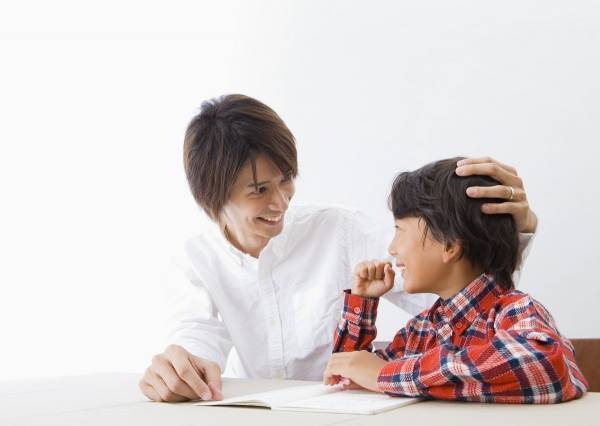 “できない”意識を持つ子にすべき、超重要なこと「褒めて自己肯定感を高める！」