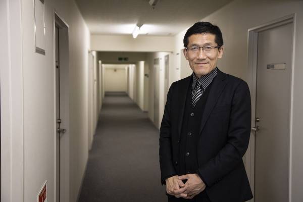 「過干渉」育児が招く悲しい結果。“見守るだけでは物足りない”親が危険なワケ