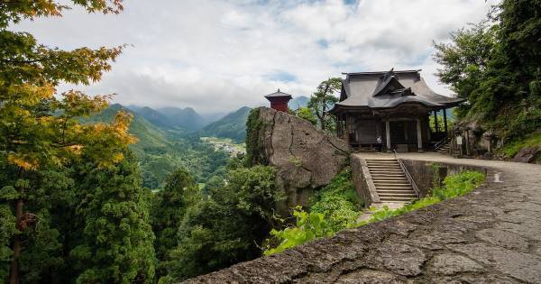 成績至上主義の逆を行け。子どもを伸ばす3つの問いかけ、対話で得られる7つの力