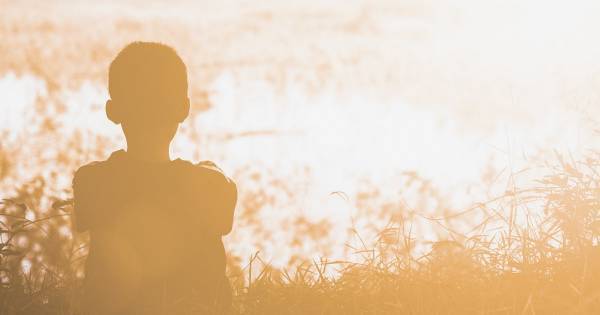 任せて、失敗させて、考えさせる。「困難を乗り越える力」を伸ばすには、放っておくのが◎