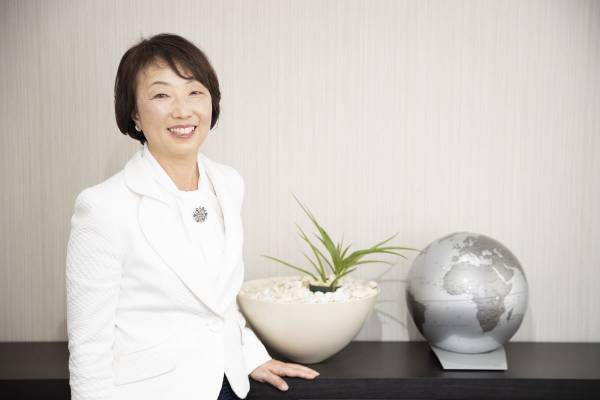 自己肯定感が「高い子の親」と「低い子の親」。驚くほど全く違う、それぞれの特徴とは