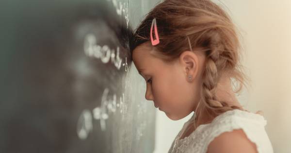 子どもたちの75％にストレス反応あり！ 教育評論家・精神科医・発達心理学者は夏休み短縮をどう見る？