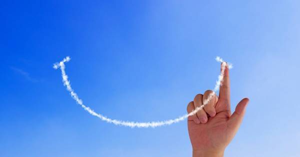 「ありがとう！」で子どもの自己肯定感が上がるワケ。幸福度が高い人は “感謝の心” をもっている