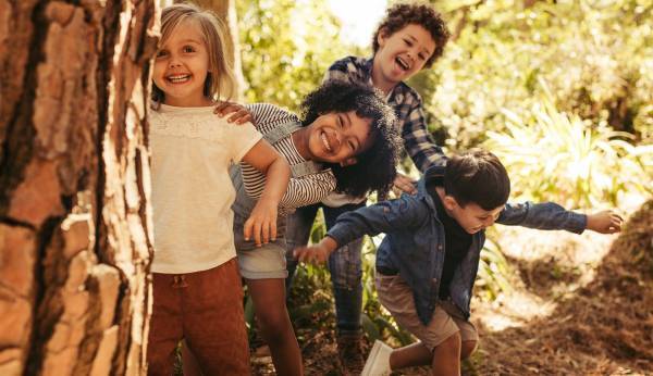 “10歳までに” 思いきり遊んでない人間は将来伸びない！　活躍できる子の遊び方