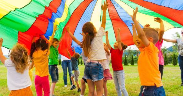 “10歳までに” すべき4つのこと。なぜ「遊べていない人間」はダメなのか？