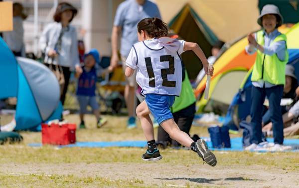 「運動神経のいい子」特徴6つ。12歳までに運動神経はもっと伸ばせる！