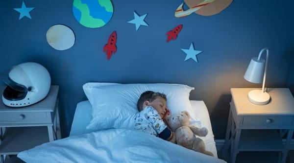 【発達黄金期に脳を刺激する7つの方法】好奇心が伸びるのは3歳～、「心の脳」の発達ピークは10歳～。