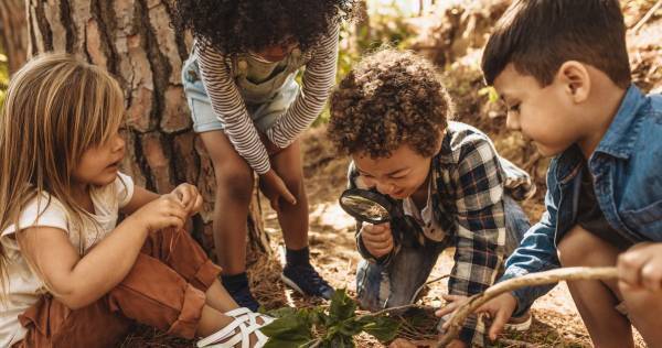 子どもの知的好奇心レベルを上げる親の特徴3つ。「没頭力」は幼少期に育つ！