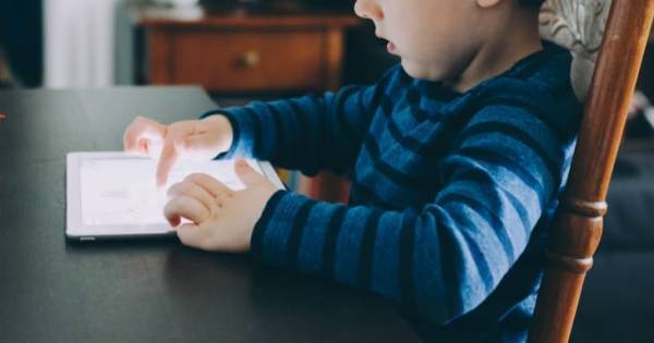 たった30分で始められる！　親子で楽しむ『Kindle読書』の効果